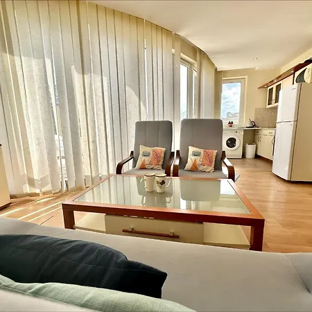 Apartmán Golden - Menada Sluneční pobřeží