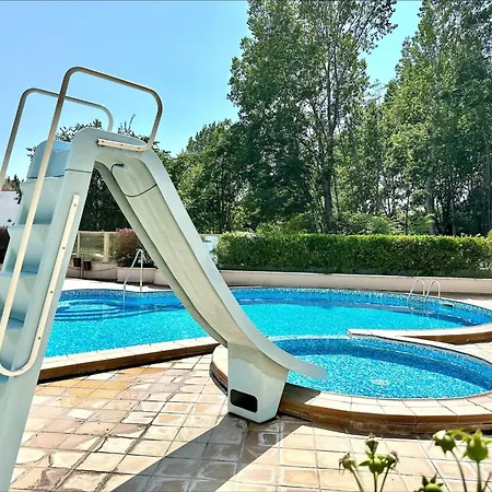 Apartmán Golden - Menada *